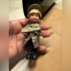 Mattel original 1994 Stylish Doll with Hat and Coat